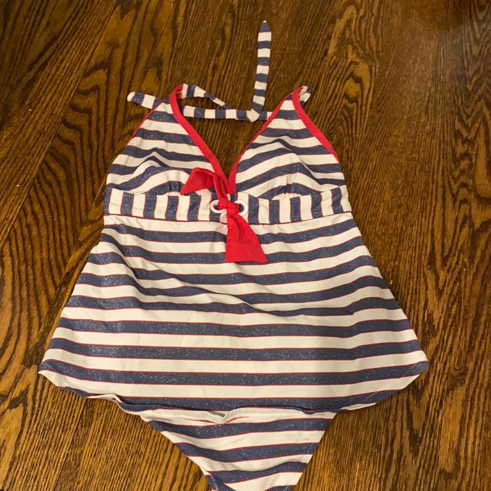 Pez Dor 2 Piece Bathing Suit - Sz XS